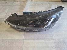 Laden Sie das Bild in den Galerie-Viewer, Frontscheinwerfer Ford Focus NX7B13E015CF Ein Stück (Rechts oder Links) SCH2641327156mg