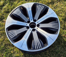 Laden Sie das Bild in den Galerie-Viewer, 1x Alufelge 20 Zoll 8.5" 5x112 30ET Glanz Schwarz A2934010500 Ds Eqc Rim Wheel FEL8436106280eh
