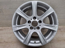 Laden Sie das Bild in den Galerie-Viewer, 1x Alufelge 17 Zoll 8.0" 5x120 34ET Glanz Silber 6856893 BMW 3 F30 F31 Rim Wheel FEL3309715480up