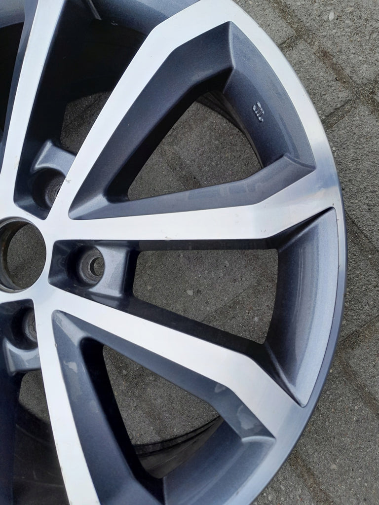 1x Alufelge 17 Zoll 7.0" 5x112 49ET Glanz Grau 5E0601025BC Mg Octavia I FEL7849444106xx