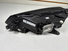 Laden Sie das Bild in den Galerie-Viewer, Frontscheinwerfer Skoda Superb III 3V1941016D LED Rechts Scheinwerfer Headlight