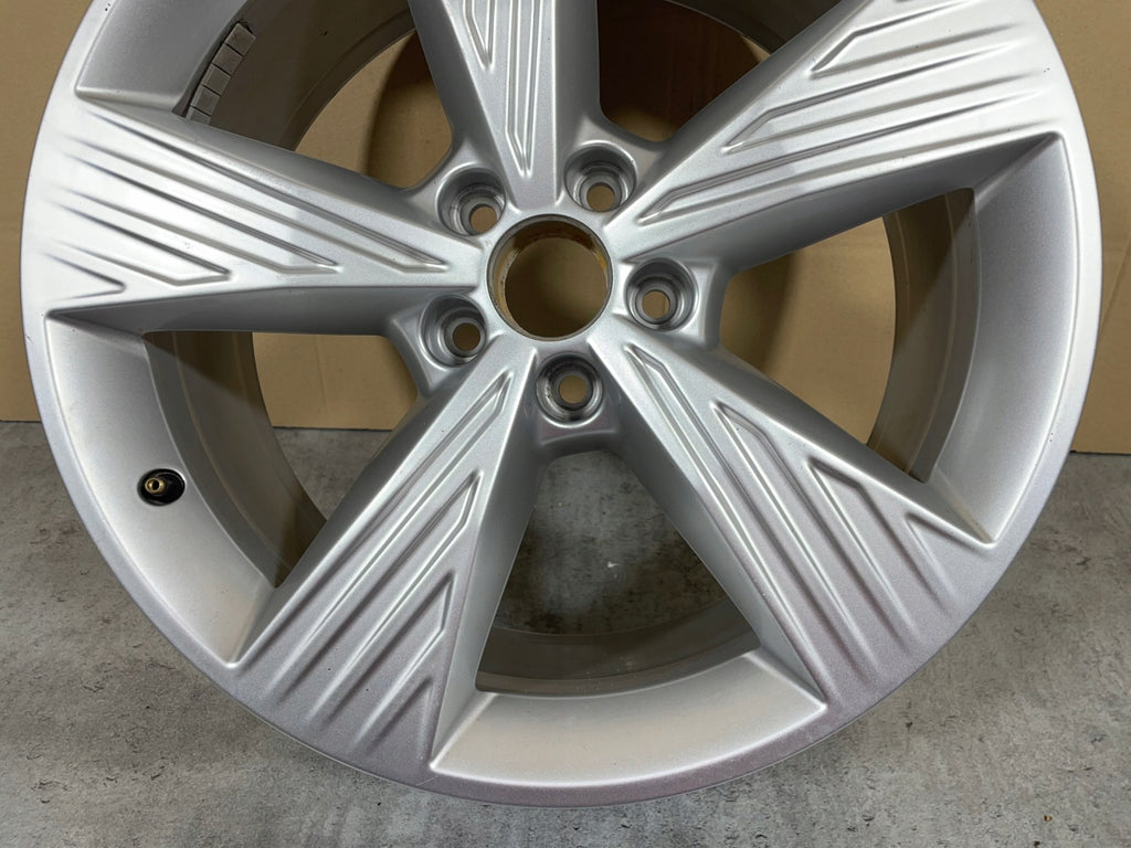 1x Alufelge 19 Zoll 8.0" 5x112 89A601025B Audi E-Tron Sportback Q4 Rim Wheel FEL1183207210zl