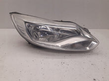 Laden Sie das Bild in den Galerie-Viewer, Frontscheinwerfer Ford Focus BM51-13W029-NB Rechts Scheinwerfer Headlight SCH8415307682is