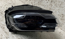Laden Sie das Bild in den Galerie-Viewer, Frontscheinwerfer Porsche Taycan 9J1941060D LED Rechts Scheinwerfer Headlight SCH8008776779lh