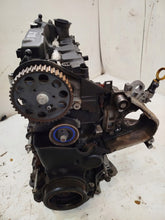 Laden Sie das Bild in den Galerie-Viewer, Motor VW Passat B8 DCX 1.6 TDI 120PS 88kW 93TKm 2015 Diesel Engine Unkomplett MOT8968950139rs