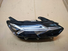 Load image into Gallery viewer, Frontscheinwerfer Dacia Sandero III Jogger 260104363R Full LED Rechts Headlight