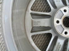 Load image into Gallery viewer, 1x Alufelge 18 Zoll 8.0" 5x112 44ET Glanz Silber 3C0601025AP VW Passat Rim Wheel FEL1131778182ll