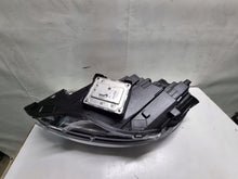 Laden Sie das Bild in den Galerie-Viewer, Frontscheinwerfer Ford Kuga LV4B-13E016-AH Rechts Scheinwerfer Headlight SCH1694395215tj