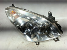 Load image into Gallery viewer, Frontscheinwerfer Toyota Corolla Verso 0821211M8R Rechts Scheinwerfer Headlight SCH5965177434ns
