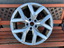 Load image into Gallery viewer, 1x Alufelge 19 Zoll 8.0" 5x120 43ET Glanz Silber 2H6601025C VW Amarok Rim Wheel FEL4670333470sf