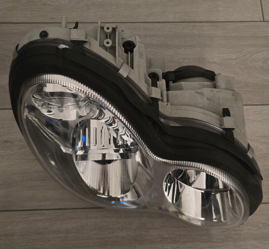 Frontscheinwerfer Mercedes-Benz W203 A2038203861 Xenon Rechts Headlight SCH9124122306md