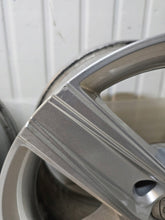 Laden Sie das Bild in den Galerie-Viewer, 4x Alufelge 17 Zoll 7.5" 5x112 35ET KBA49304 Audi Rim Wheel FEL6238385525pq
