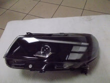 Laden Sie das Bild in den Galerie-Viewer, Frontscheinwerfer Opel Zafira C Vivaro 9847209980 Links Scheinwerfer Headlight SCH1682075694ph