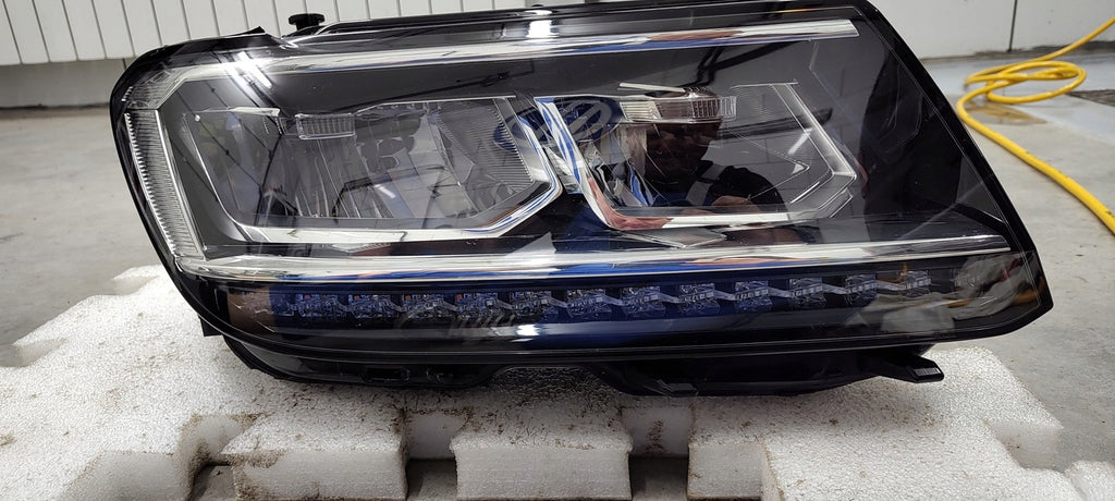 Frontscheinwerfer VW Tiguan 5NB941036B LED Rechts Scheinwerfer Headlight