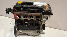 Laden Sie das Bild in den Galerie-Viewer, Motor Opel Corsa E Crossland B12XER 1.2 102TKm Benzin Engine Unkomplett MOT4114895860di