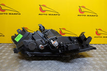 Laden Sie das Bild in den Galerie-Viewer, Frontscheinwerfer Mitsubishi Outlander Full LED Links Scheinwerfer Headlight