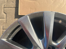 Laden Sie das Bild in den Galerie-Viewer, 1x Alufelge 18 Zoll 7.0" 5x114.3 45ET Glanz Silber 9965B37080 Mazda Rim Wheel FEL6746132452cq