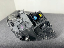Laden Sie das Bild in den Galerie-Viewer, Frontscheinwerfer Mercedes-Benz W205 A205 A2059063104 LED Links Headlight SCH3841669680ei