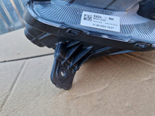 Load image into Gallery viewer, Frontscheinwerfer Hyundai Kona HF921-61120 Rechts Scheinwerfer Headlight SCH2004273141ww