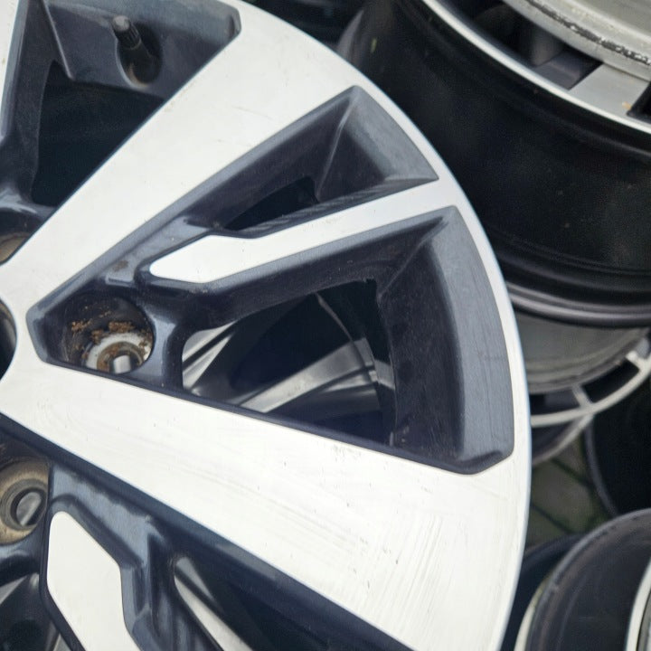 1x Alufelge 16 Zoll 6.5" 5x114.3 40ET Glanz Graphit N856014 Mg Pulsar Rim Wheel FEL3603006436tt