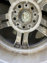 Load image into Gallery viewer, 1x Alufelge 17 Zoll 8.0" 5x120 46ET Silber 3401200 BMW E83 Rim Wheel FEL7908774972dm