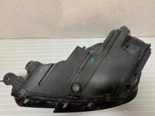 Laden Sie das Bild in den Galerie-Viewer, Frontscheinwerfer Audi A4 8W0941006 Xenon Rechts Scheinwerfer Headlight SCH6278307263aj