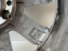 Load image into Gallery viewer, 1x Alufelge 18 Zoll A1664011602 Mercedes-Benz W166 Rim Wheel FEL9029641441mu