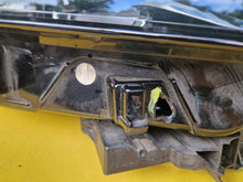 Load image into Gallery viewer, Frontscheinwerfer Opel Mokka 9834016880 Ein Satz Scheinwerfer Headlight SCH7353256669hz