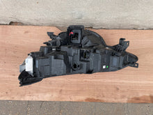 Laden Sie das Bild in den Galerie-Viewer, Frontscheinwerfer Renault Megane IV 260108872R 260103821R Rechts Headlight SCH4824461504hb
