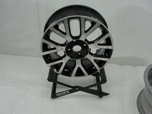 Laden Sie das Bild in den Galerie-Viewer, 1x Alufelge 16 Zoll 6.0&quot; 4x100 43ET Glanz Silber 1S0601025AA VW Up Rim Wheel