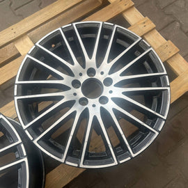 1x Alufelge 18 Zoll 5x112 A2064014900 Mercedes-Benz W206 Rim Wheel FEL7220173129kn