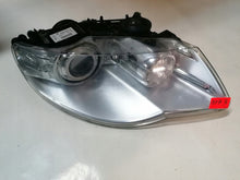 Laden Sie das Bild in den Galerie-Viewer, Frontscheinwerfer VW Touareg 7L6941032C 7L6941031 Xenon Rechts Headlight SCH9225497554bv
