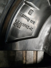 Load image into Gallery viewer, 1x Alufelge 19 Zoll 9.0" 5x108 53ET Glanz Schwarz 32327782 Polestar 1 Rim Wheel FEL5857466014by