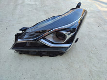 Load image into Gallery viewer, Frontscheinwerfer Toyota Yaris FPW1718 Ein Stück (Rechts oder Links) Headlight SCH2834695399ia