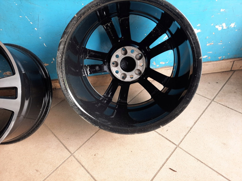 4x Alufelge 17 Zoll 8.0" 5x112 48ET Glanz Graphit A2124015602 Mercedes-Benz Mg FEL5887217294zm