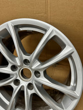 Laden Sie das Bild in den Galerie-Viewer, 1x Alufelge 19 Zoll 10.5" 5x130 971601025G Porsche Panamera 971 Rim Wheel FEL5716416250ul