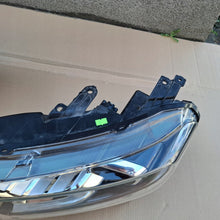 Laden Sie das Bild in den Galerie-Viewer, Frontscheinwerfer Ford Ranger JB3B-13E014A JB3B-13E015 LED Ein Satz Headlight SCH4862957983mn