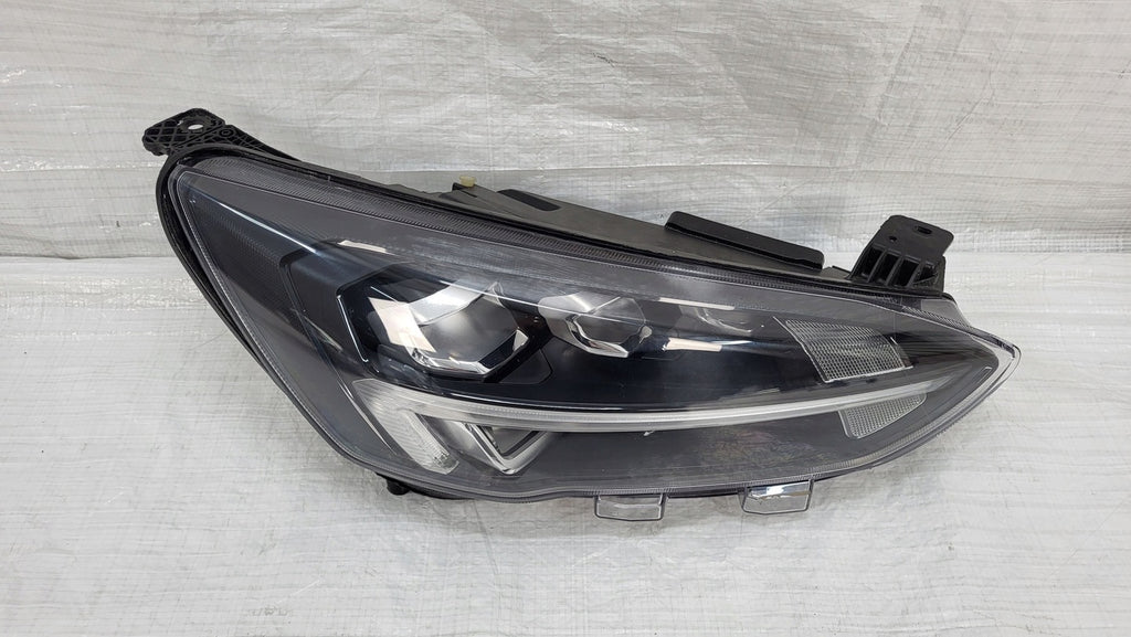 Frontscheinwerfer Ford Focus LED Rechts Scheinwerfer Headlight