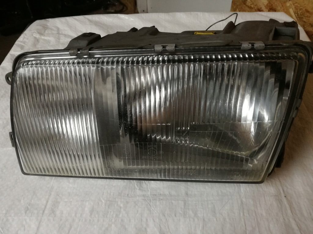 Frontscheinwerfer Mercedes-Benz W126 1268209461 0301065705 Links Headlight SCH2423789979hi