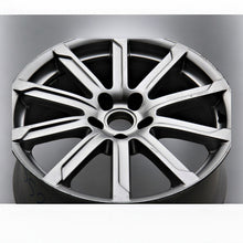 Load image into Gallery viewer, 1x Alufelge 18 Zoll 8.0&quot; 5x112 43ET Glanz Silber 4F0601025DD Audi A6 Rim Wheel