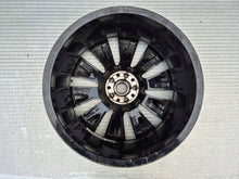 Laden Sie das Bild in den Galerie-Viewer, 1x Alufelge 19 Zoll 7.0" 5x108 38ET Glanz Schwarz YP00174580 Opel Grandland X FEL3072637853oq