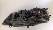 Laden Sie das Bild in den Galerie-Viewer, Frontscheinwerfer VW Touareg 7P1941754B LED Rechts Scheinwerfer Headlight SCH6058598925ab
