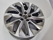 Laden Sie das Bild in den Galerie-Viewer, 1x Alufelge 16 Zoll 7.0&quot; 5x100 46ET 6V0601025B Skoda Fabia Iii Rim Wheel