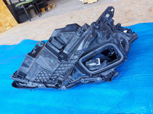 Laden Sie das Bild in den Galerie-Viewer, Frontscheinwerfer Mercedes-Benz Gla A1569067000 LED Rechts Headlight SCH3582070271ns