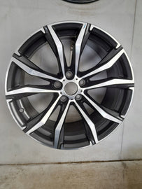 1x Alufelge 18 Zoll 9.0