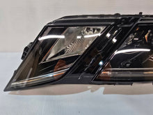 Laden Sie das Bild in den Galerie-Viewer, Frontscheinwerfer Skoda Octavia III 5E1941017E Links Scheinwerfer Headlight SCH7969272809jb