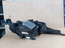 Laden Sie das Bild in den Galerie-Viewer, Frontscheinwerfer Land Rover Range V L460 M8E2-13W030-HM Full LED Links SCH4004443364xm