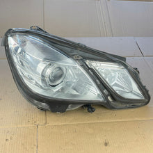 Laden Sie das Bild in den Galerie-Viewer, Frontscheinwerfer Mercedes-Benz W212 A2128205861 Xenon Rechts Headlight SCH8315683282pq