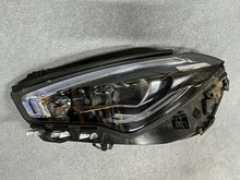 Laden Sie das Bild in den Galerie-Viewer, Frontscheinwerfer Mercedes-Benz Cla 1189066901 LED Links Scheinwerfer Headlight SCH7530081007lh