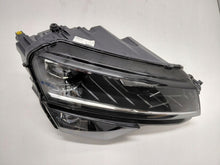 Load image into Gallery viewer, Frontscheinwerfer Skoda Karoq 57B941016F Full LED Rechts Scheinwerfer Headlight SCH5652851136rr